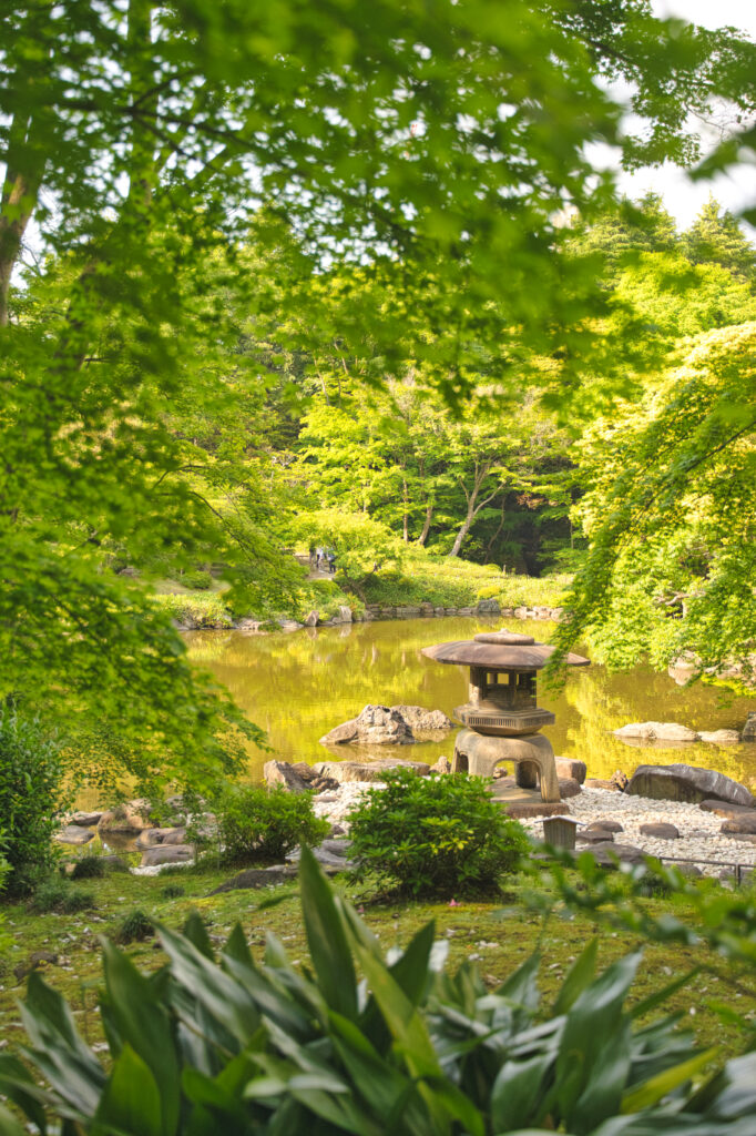 旧古川庭園にある日本庭園